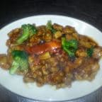 Best General Tso's Chicken in White Bear Lake, MN